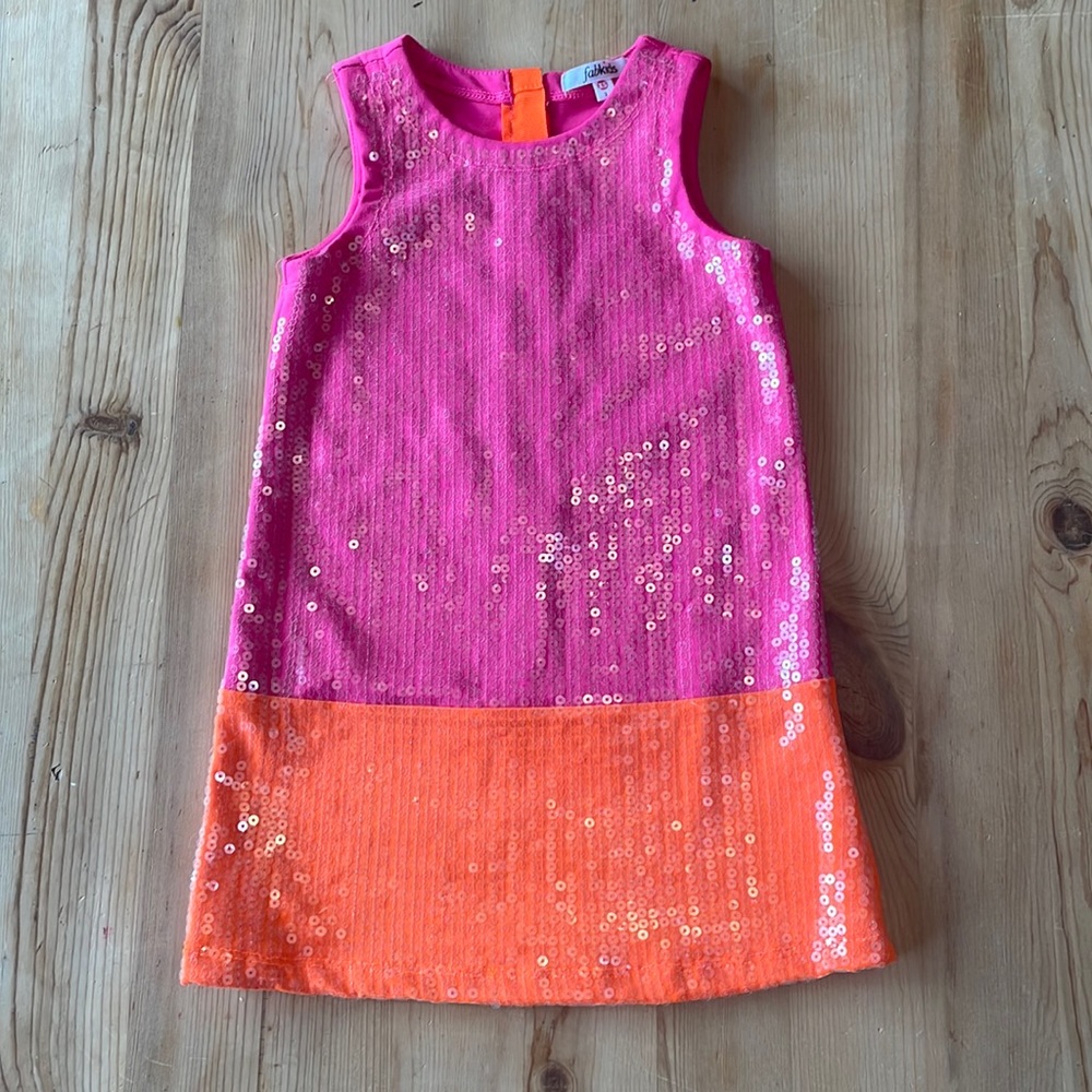 New without tags. Fabkids 3T Retro dress. Go-go esk.